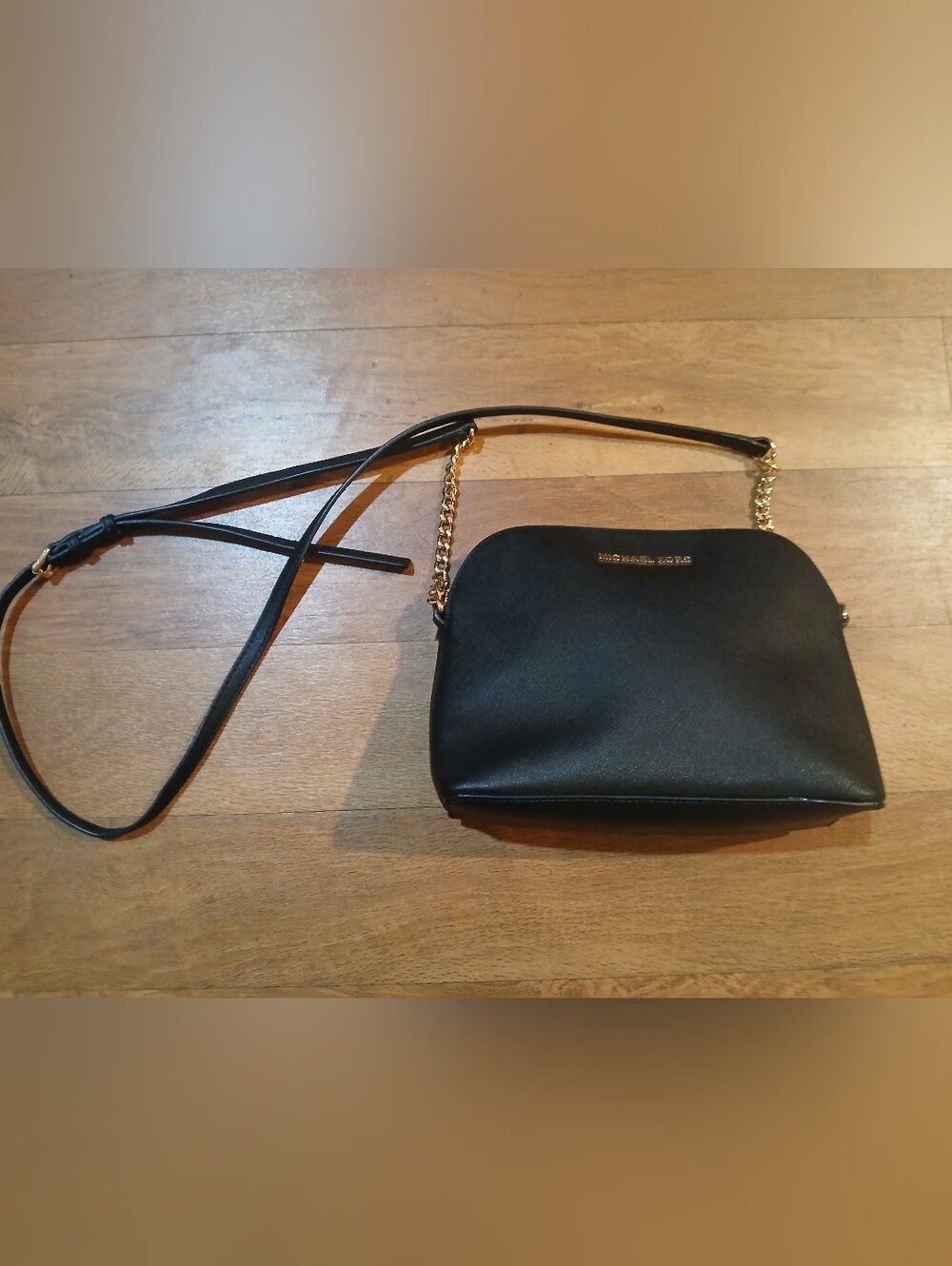NWOT/ MICHAEL KORS 'CINDY DOME' crossbody bag